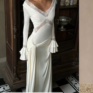 Meshki Electra Slinky Lace Maxi Dress NEW WITH TAGS. XS